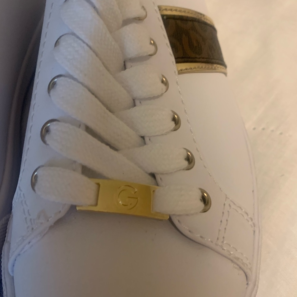 G shoes